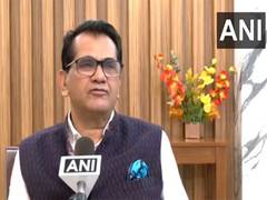 
      
      More Indians should invest in domestic startups: Amitabh Kant
      
      