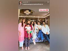 
      
      A look at Neetu Kapoor's fam-jam Independence Day celebrations
      
      