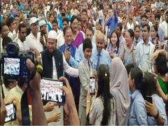 
      
      Meghalaya: Youngest Prof Suborno Isaac Bari addresses students 
      
      