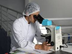 
      
      Study finds relation between diet and colon cancer
      
      
