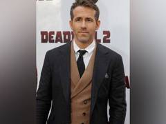 
      
      Ryan Reynolds opens up about his late father’s Parkinson’s battle
      
      