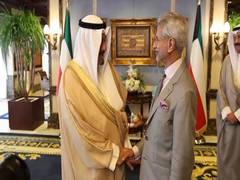 
      
      EAM Jaishankar calls on Kuwait Prime Minister
      
      