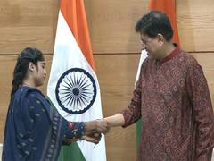 
      
      Women tie ‘Rakhi’ to Union Minister Piyush Goyal
      
      
