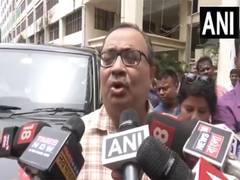
      
      TMC leader Kunal Ghosh conveys the message of junior doctors to t
      
      