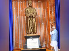 
      
      PM Modi pays homage to Maharaja Bir Bikram Kishore Manikya
      
      