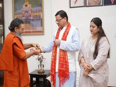 
      
      Sages tie ‘Raksha Sutra’ to Uttarakhand CM
      
      