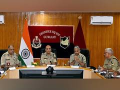 
      
      ADG BSF reviews security scenario of BSF Guwahati Frontier
      
      