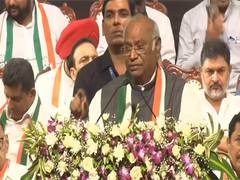 
      
      Kharge reaffirms Congress' commitment to safeguard Constitution
      
      