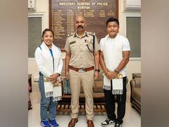 
      
      Manipur DGP felicitates Olympians Mirabai Chanu, Nilakanta Sharma
      
      