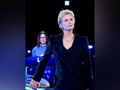 
      
      Jane Lynch talks about starting podcast on astrology 
      
      