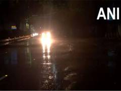 
      
      Delhi gets relief from humid weather as rain lashes parts of nati
      
      
