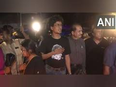 
      
      Bengal's movies stars protest
      
      