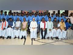 
      
      31 youths from maoist-affected Bijapur meet Union Home Minister
      
      