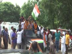 
      
      Aman Sehrawat holds roadshow in Delhi to celebrate Olympic bronze
      
      