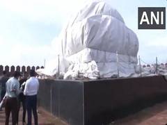 
      
      Shivaji Maharaj statue collapse: BJP’s Nilesh Rane demads action 
      
      