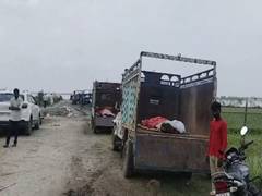 
      
      Farrukhabad death case: Bodies taken to crematorium 
      
      