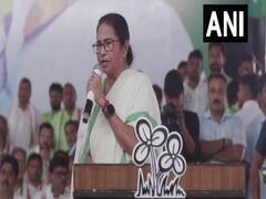 
      
      “BJP is trying to defame Bengal,” CM Mamata Banerjee condemns 12
      
      