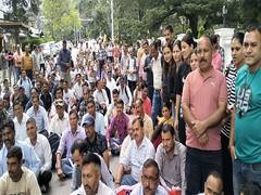 
      
      HP: Physical education teachers stage protest in Shimla
      
      
