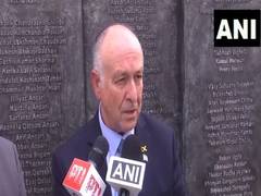 
      
      Yaakov Blitshtein pays tributes to victims of 26/11 terror attack
      
      