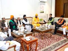 
      
      Delegation of Muslim leaders calls on Union Minister Rijiju
      
      