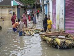 
      
      Bangladesh floods: 59 Killed, thousands homeless in 11 districts
      
      