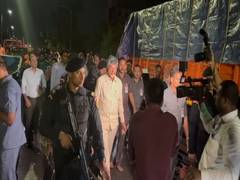
      
      CM Chandrababu Naidu visits flood affected areas in Singhnagar
      
      