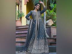 
      
      Steal the spotlight: Libas’ Best Festive Picks on Nykaa Fashion
      
      