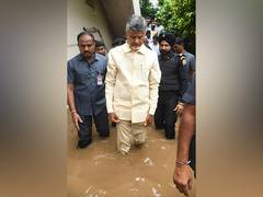 
      
      Andhra CM takes stock of flood situation amidst heavy rains
      
      