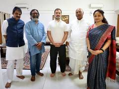 
      
      Jharkhand CM Hemant Soren meets Mallikarjun Kharge, Rahul Gandhi;
      
      
