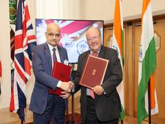 
      
      UKIIFB and Aayog to strengthen financial partnership with new inf
      
      