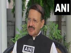 
      
      Kolkata case: BJP maligning state government, says Rashid Alvi 
      
      