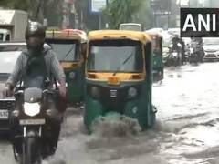 
      
      Delhi wakes up to heavy rain; waterlogging, traffic jams reported
      
      