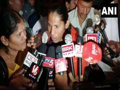 
      
      Paralympic bronze medalist Deepthi gets warm welcome in Hyderabad
      
      