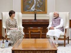 
      
      PM Modi recalls bond with Shinzo Abe as he met ex-Japan PM's wife
      
      