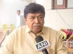
      
      Bhupinder Hooda sponsored Phogat's protest: Haryana Speaker Gupta
      
      