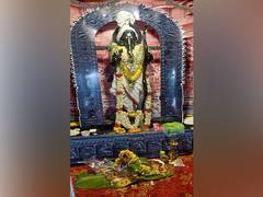 
      
      Ganesh Chaturthi: Replica of Ram Mandir in Chennai
      
      