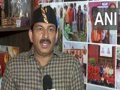 
      
      Manoj Tiwari slams Omar Abdullah's remarks on Afzal Guru hanging
      
      