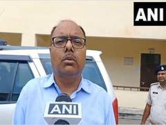 
      
      Bihar: 30 people detained after two groups scuffle over...
      
      