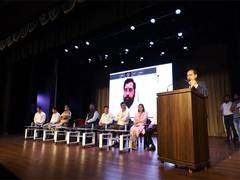
      
      CM Eknath Shinde Calls for Replication of MBMC's Central School
      
      