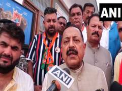 
      
      Rahul Gandhi can roam around Kashmir because of PM Modi: Union Mi
      
      