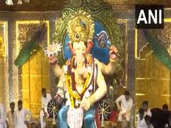 
      
      Lalbaugcha Raja draws crowd on 2nd Day of Ganesh Chaturthi
      
      