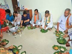 
      
      Dharmendra Pradhan celebrates Nuakhai festival in Sambalpur
      
      