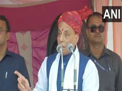 
      
      Rajnath Singh slams Omar Abdullah's remarks on Afzal Guru
      
      