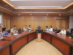 
      
      Assam CM holds meeting with officials, directs security measures 
      
      
