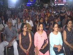 
      
      WB: Protests held across various parts of state demanding justice
      
      
