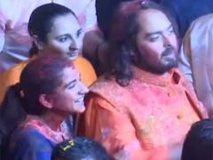 
      
      Anant-Radhika dance their hearts out during Ganpati Visarjan
      
      