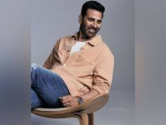 
      
      Akshay Kumar's poster from film 'Kannappa' out
      
      