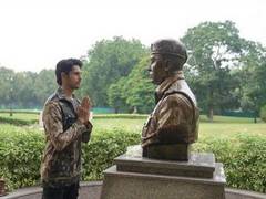 
      
      Sidharth remembers Captain Vikram Batra on birth anniversary
      
      