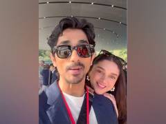 
      
      Aditi Rao Hydari, Siddharth attend Apple's 'It's Glowtime' event
      
      