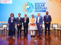 
      
      PM Modi Calls for Democratizing Solar Manufacturing 
      
      